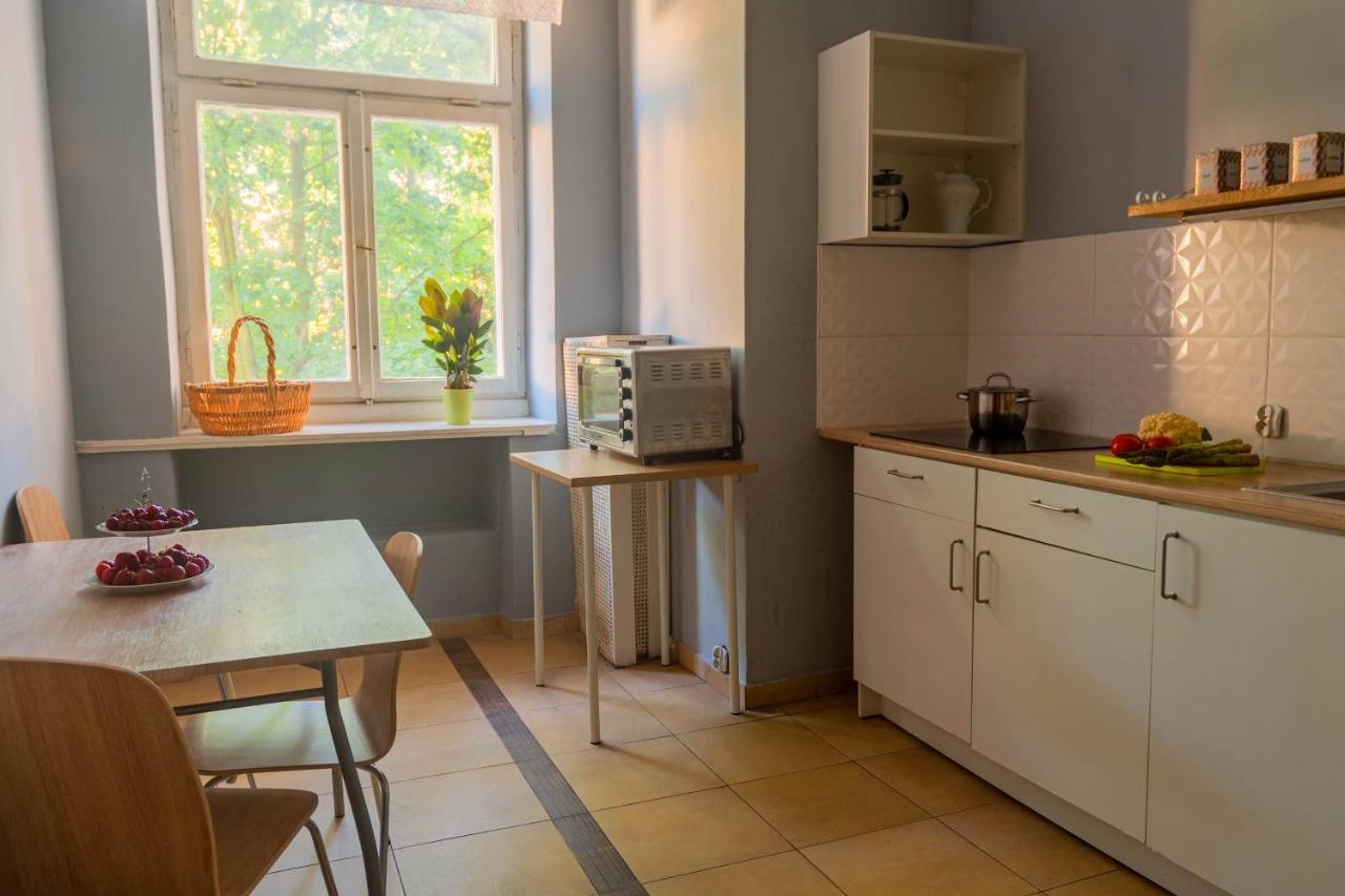 Retro Apartament Apartment Lodz  Ngoại thất bức ảnh