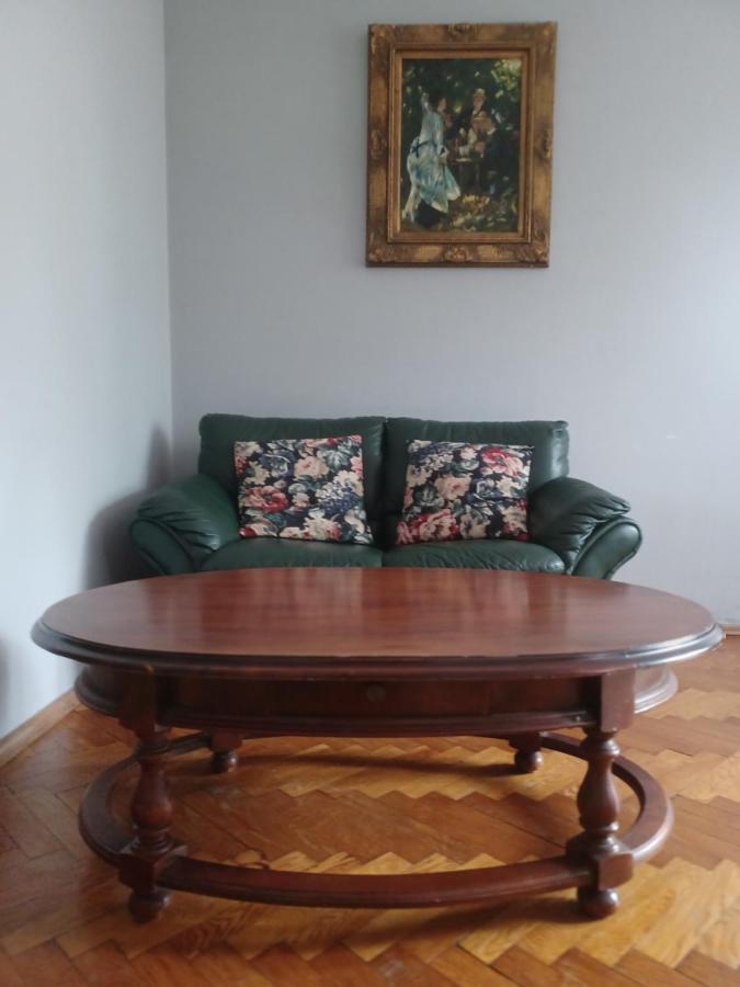 Retro Apartament Apartment Lodz  Ngoại thất bức ảnh